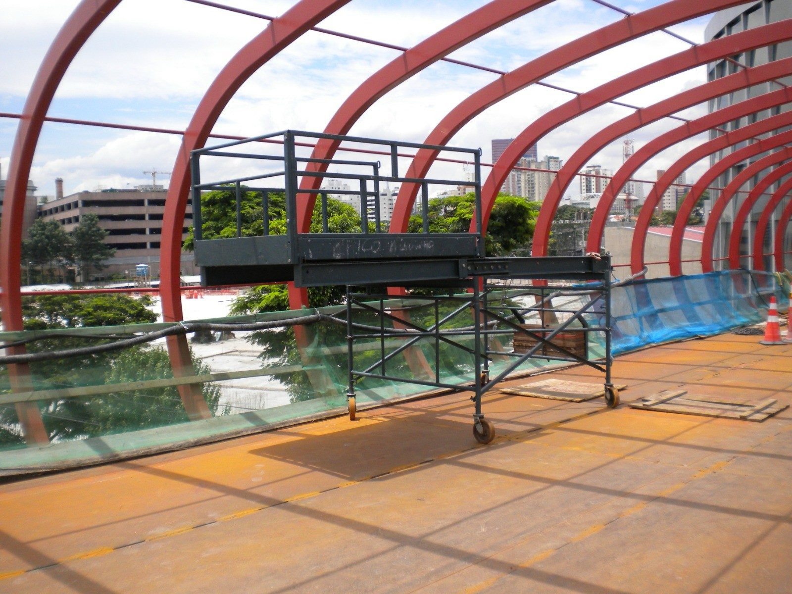 Andaime Tubular — Pórtico Real