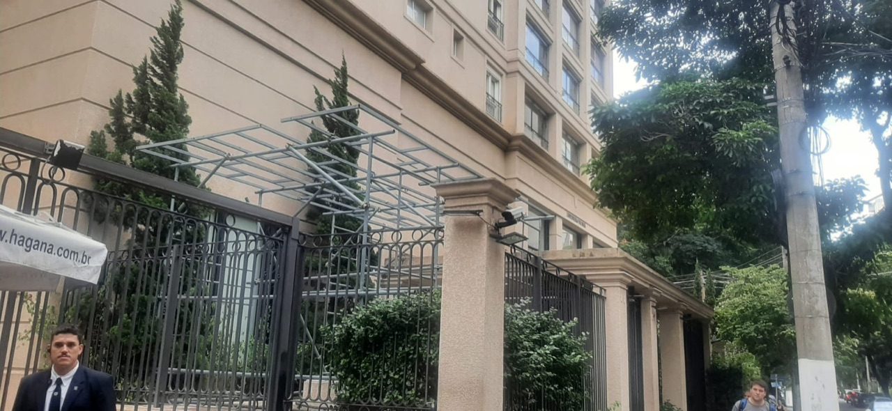 Bandeja Periférica e Cargueira — Pórtico Real